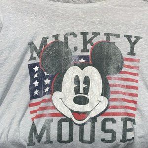 Size women's XS Disney Mickey Mouse and American Flag t-shirt, disney shirt
